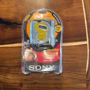 Vintage Sony Walkman WM-FS221